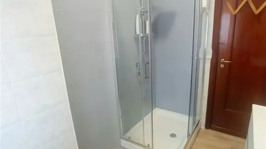 Rooms in Napoli Municipalità 3 - photo 4