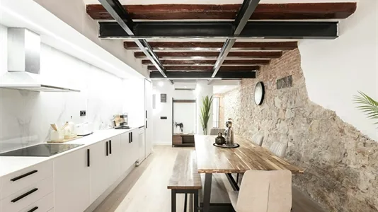 Apartments in Barcelona Ciutat Vella - photo 9