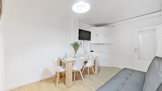 Rooms in Zaragoza - photo 10