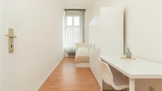 Rooms in Berlin Friedrichshain-Kreuzberg - photo 2