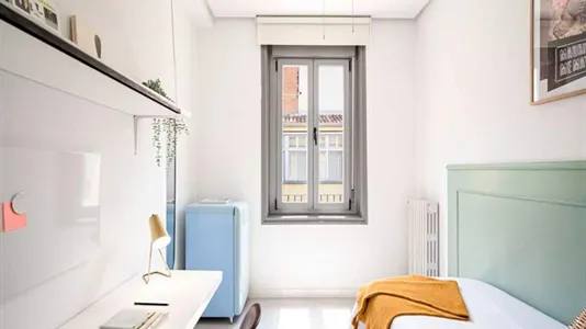 Rooms in Madrid Centro - photo 8