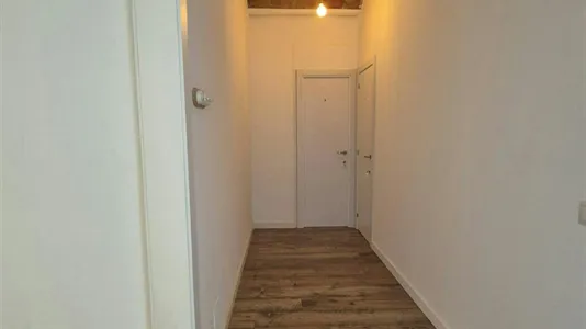 Rooms in Barcelona Sants-Montjuïc - photo 10