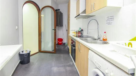 Rooms in Valencia Ciutat Vella - photo 8