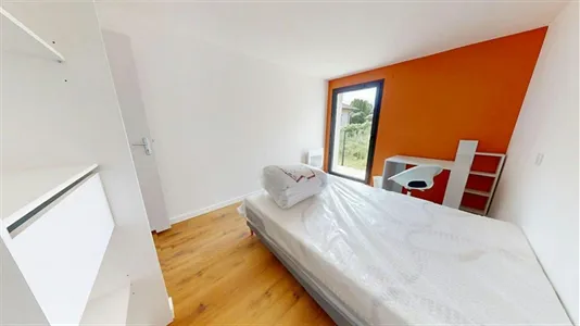 Rooms in Lyon - photo 3