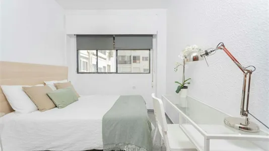 Rooms in Valencia La Zaidía - photo 1