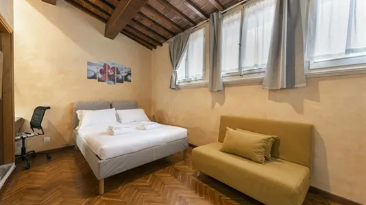 Apartments in Florence - photo 2