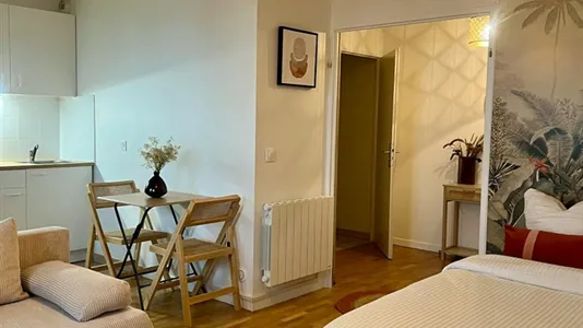 Apartments in Nanterre - photo 1