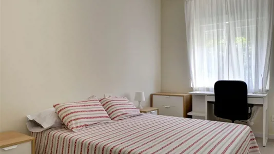 Rooms in Zaragoza - photo 1