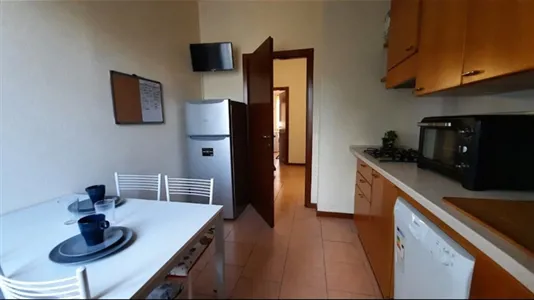 Rooms in Bergamo - photo 3