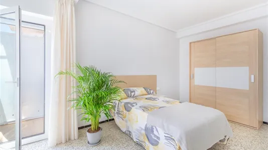Rooms in Elche/Elx - photo 2