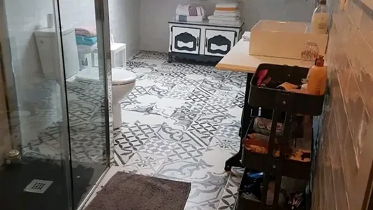 Houses in Bárcena de Pie de Concha - photo 7