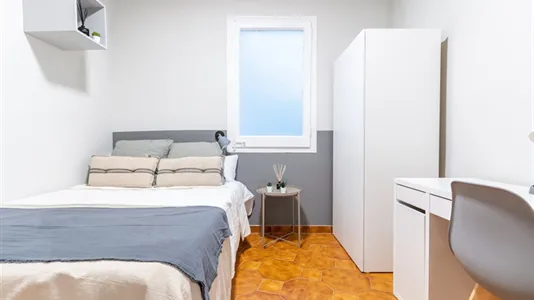 Rooms in Barcelona Eixample - photo 4