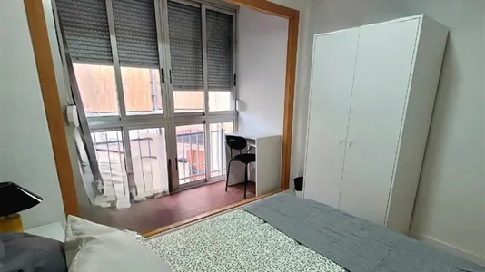 Rooms in Burjassot - photo 1