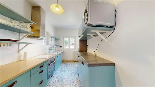 Houses in Lyon - photo 5