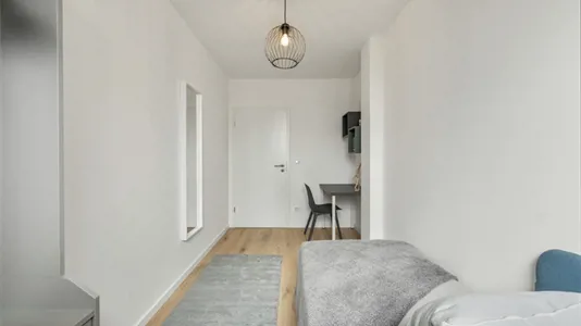 Rooms in Berlin Charlottenburg-Wilmersdorf - photo 3