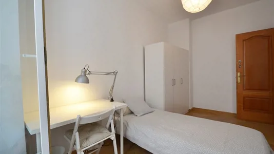 Rooms in Madrid Centro - photo 3