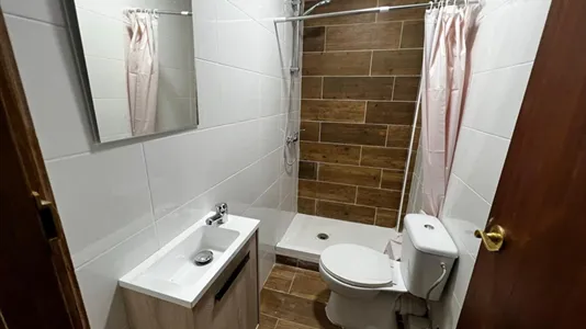 Rooms in Madrid Retiro - photo 4