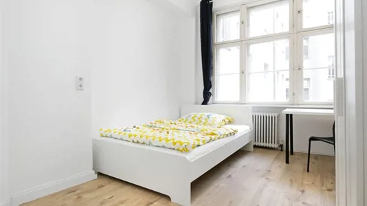 Rooms in Berlin Friedrichshain-Kreuzberg - photo 1