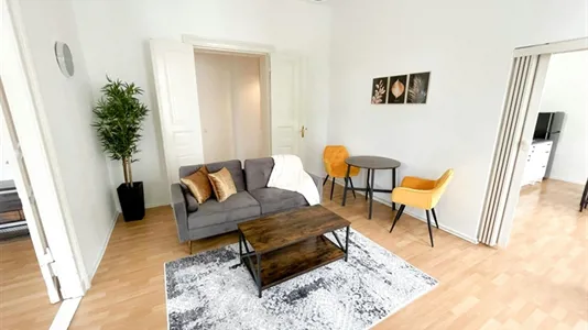 Apartments in Berlin Marzahn-Hellersdorf - photo 2