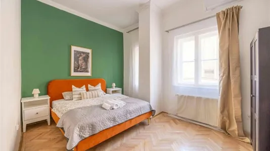 Apartments in Budapest Terézváros - photo 4
