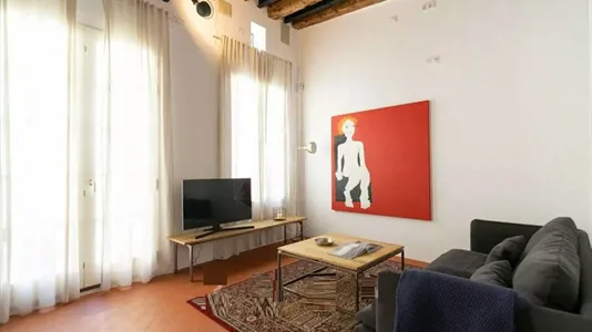 Apartments in Barcelona Ciutat Vella - photo 2