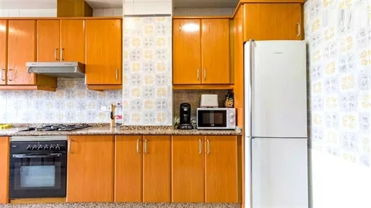 Rooms in Valencia Extramurs - photo 4