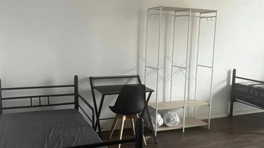 Rooms in Berlin Tempelhof-Schöneberg - photo 3