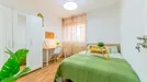 Room for rent, Adaro, Comunidad de Madrid, &lt;span class=&quot;blurred street&quot; onclick=&quot;ProcessAdRequest(13903225)&quot;&gt;&lt;span class=&quot;hint&quot;&gt;See streetname&lt;/span&gt;[xxxxxxxxxxxxx]&lt;/span&gt;