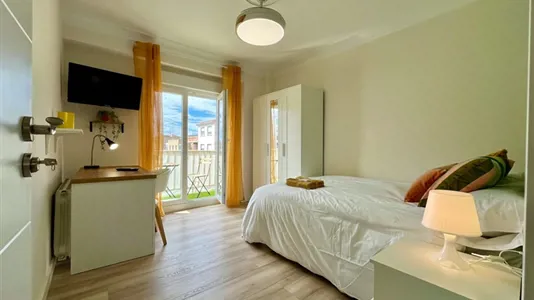 Rooms in Zaragoza - photo 1