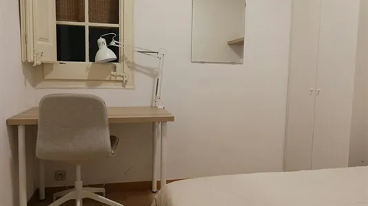 Rooms in Barcelona Sant Martí - photo 4