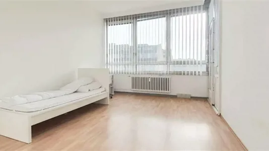 Rooms in Berlin Charlottenburg-Wilmersdorf - photo 1