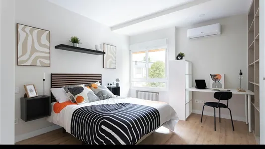 Rooms in Madrid Chamberí - photo 2