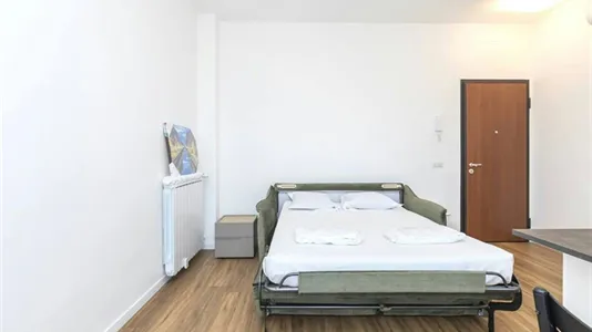 Apartments in Milano Zona 5 - Vigentino, Chiaravalle, Gratosoglio - photo 4