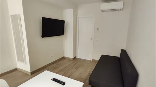 Houses in Madrid Arganzuela - photo 5