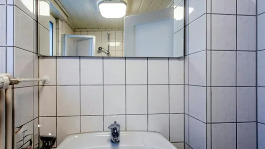 Rooms in Frankfurt Mitte-West - photo 10