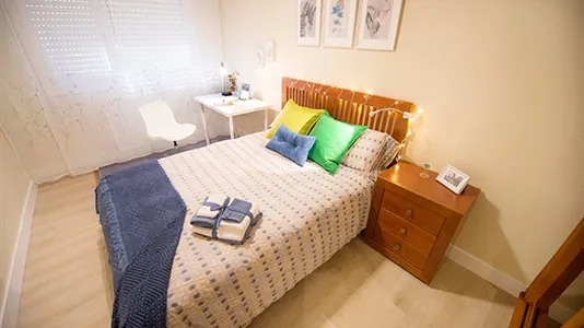 Rooms in Bilbao - photo 4