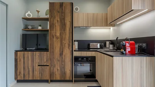 Apartments in Lyon - photo 4