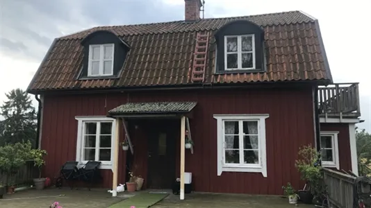 Houses in Flen - photo 1