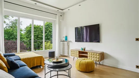 Apartments in Nanterre - photo 6