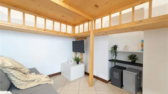 Apartments in Milano Zona 2 - Stazione Centrale, Gorla, Turro, Greco, Crescenzago - photo 9