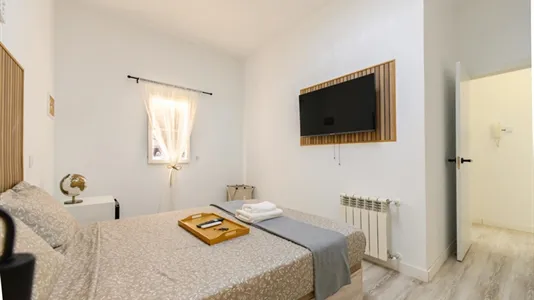 Rooms in Madrid Chamberí - photo 9