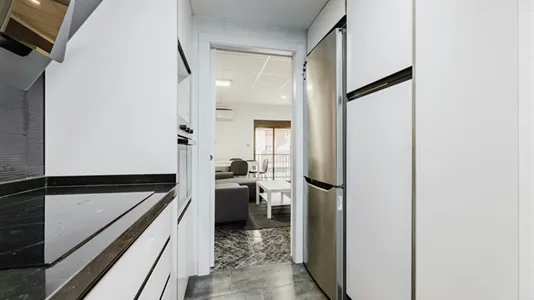 Apartments in Burjassot - photo 4