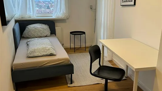 Rooms in Location is not specified - photo 2