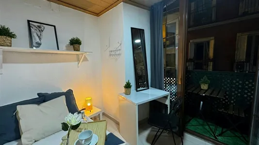 Rooms in Madrid Centro - photo 9