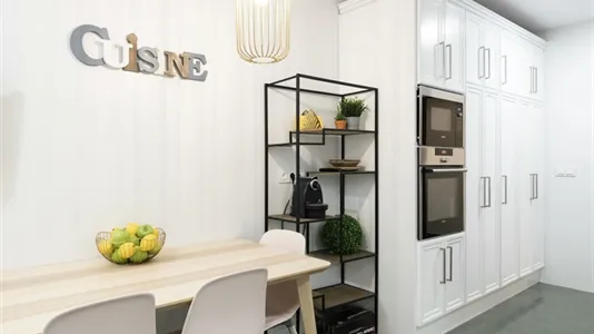 Rooms in Valencia Ciutat Vella - photo 10