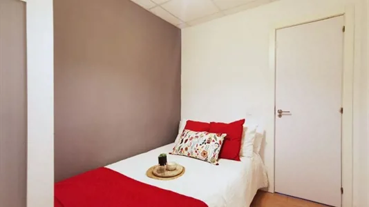 Rooms in Madrid Retiro - photo 1