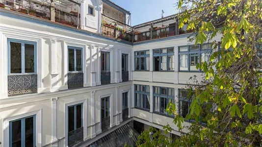 Rooms in Madrid Centro - photo 6