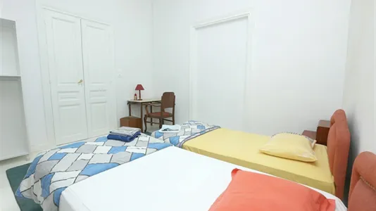 Rooms in Athens Akadimia Platonos - photo 5