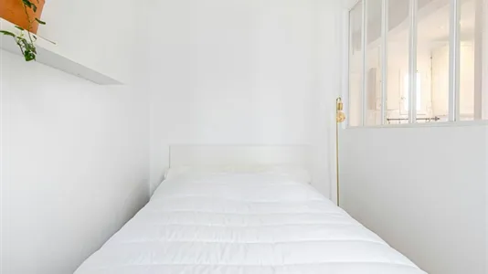 Apartments in Paris 17ème arrondissement - photo 10