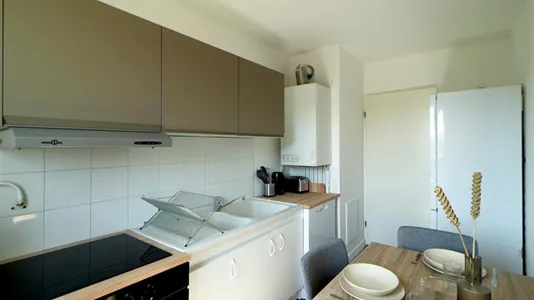 Rooms in Saint-Denis - photo 7